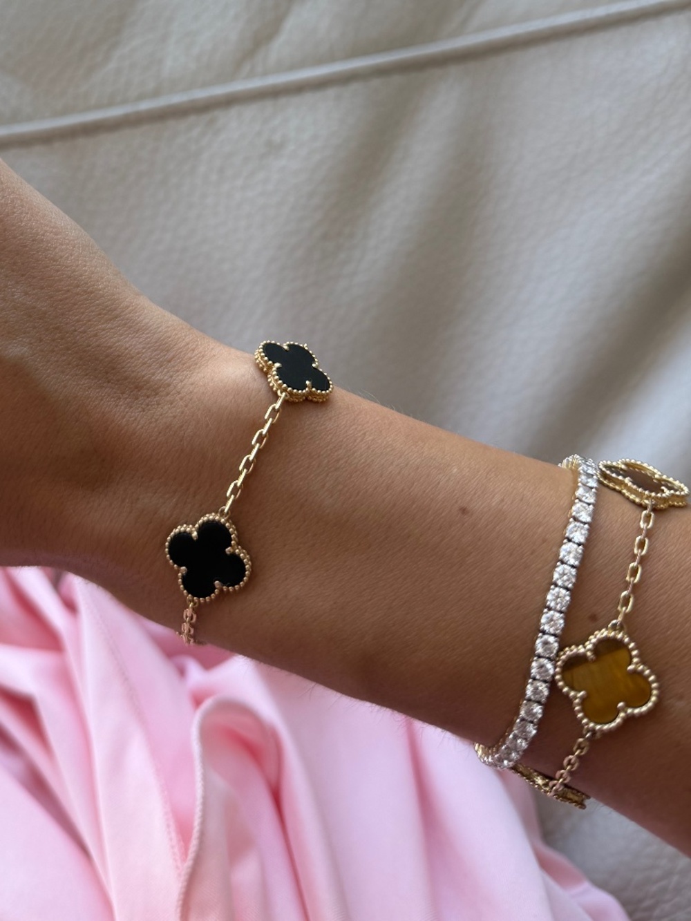 14K Yellow Gold Black 5 Leaf Clover Bracelet Black Onyx